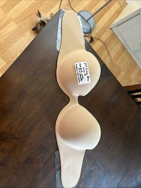 O53. Strapless Adhesive Sticky Back Bra in Nude